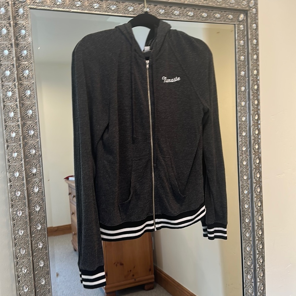 Zip hoodie